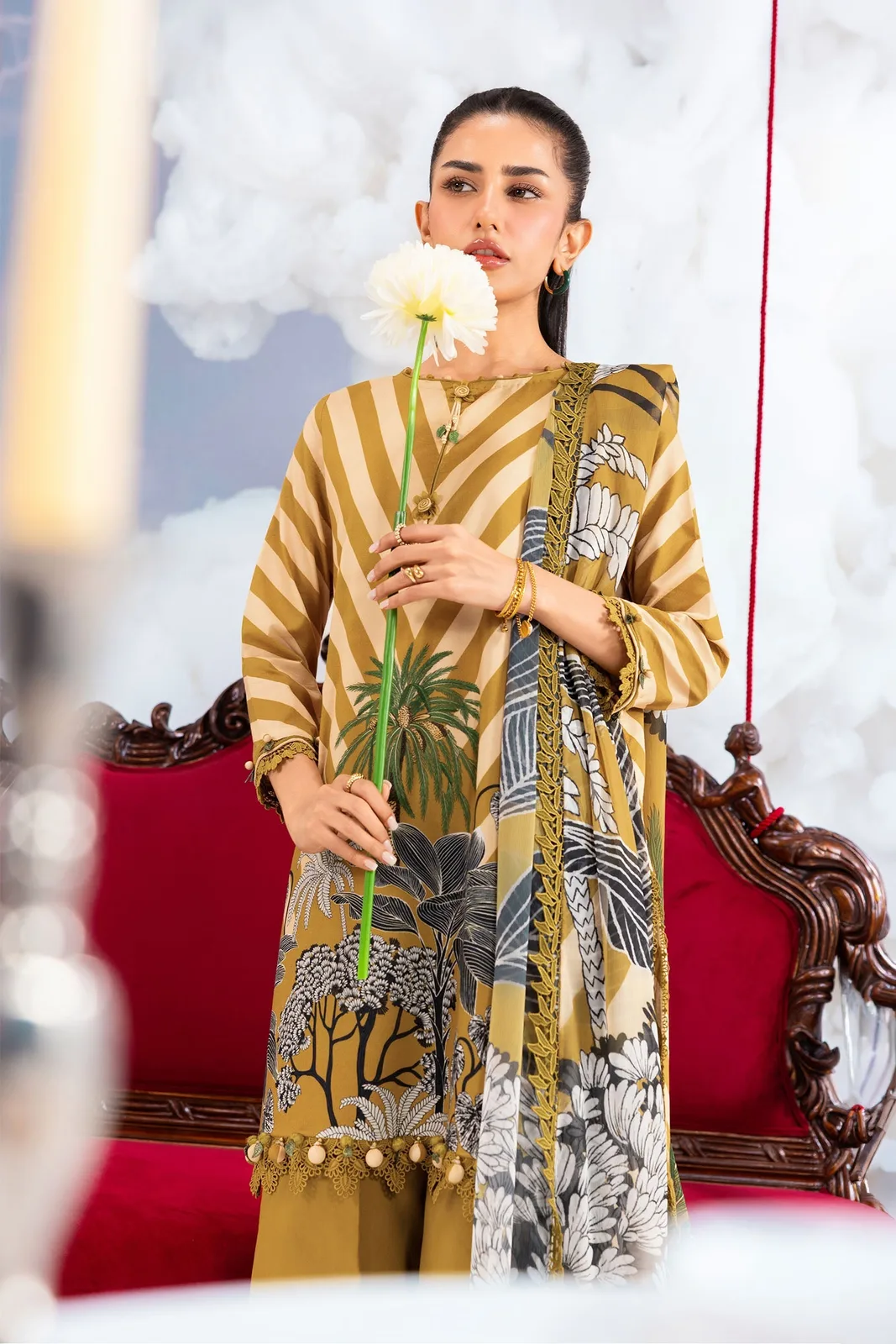 3 Pc Unstitched Embroidered Lawn Suit